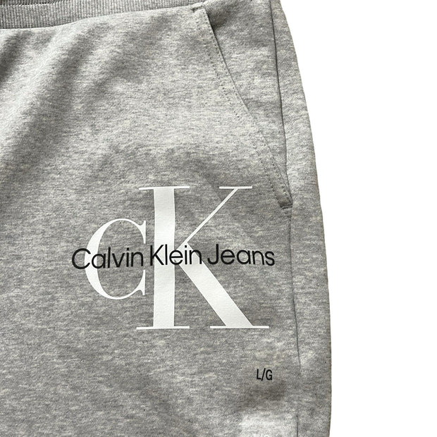Calvin Klein Jeans Men's Fleece Jogger Pants – Pull-On Drawstring, Monogram Logo, Premium Sweatpants